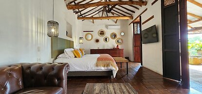 Casa Yahri