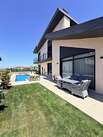 Mila Villa Foçaköy