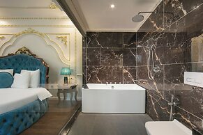 Royal Duong Noi Hotel