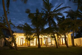 Hiru Lagoon Negombo