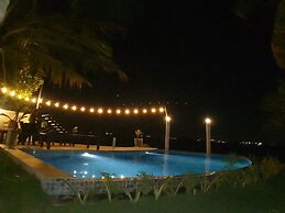 Hiru Lagoon Negombo