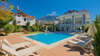 Orka Crystal Villa in Oludeniz