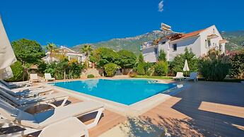 Orka Crystal Villa in Oludeniz
