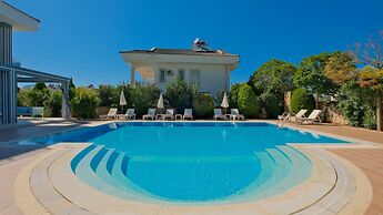 Orka Crystal Villa in Oludeniz