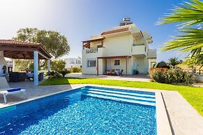 Amphitrite Villa in Gennadi