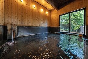 Tsuwabuki-no-Hana