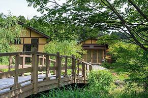 Tsuwabuki-no-Hana