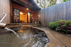 Tsuwabuki-no-Hana