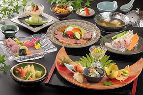 Tsuwabuki-no-Hana