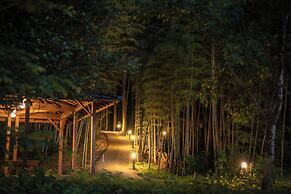 Tsuwabuki-no-Hana
