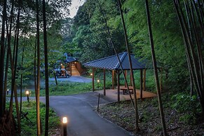 Tsuwabuki-no-Hana
