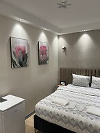 Solo Suites Hotel