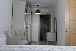 Solo Suites Hotel