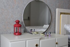 Solo Suites Hotel