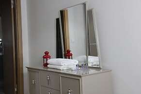 Solo Suites Hotel