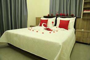 Amchit Grand Hotel