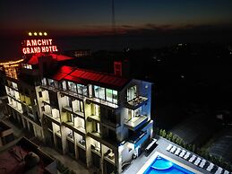 Amchit Grand Hotel