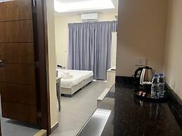 Amchit Grand Hotel