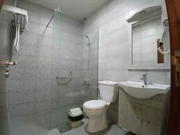 Amchit Grand Hotel