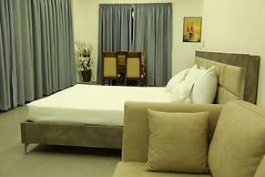 Amchit Grand Hotel