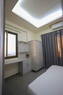 Amchit Grand Hotel