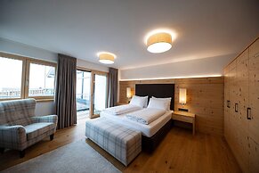 Lakeside-Luxury Apartments