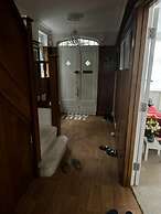 Cosy and Lovely 4-bed House in Stanmore