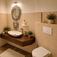 Baroq Central City Apartment