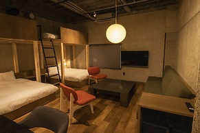 Green Room Hotel