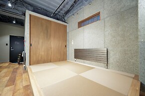 Green Room Hotel