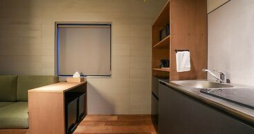Green Room Hotel