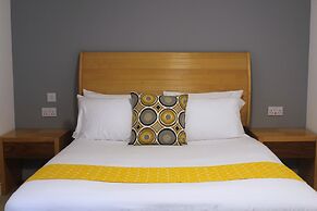 Maze Apartments and rooms