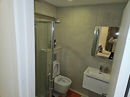 1 Bed Flat - Sleeps 2 - Parking - Garden