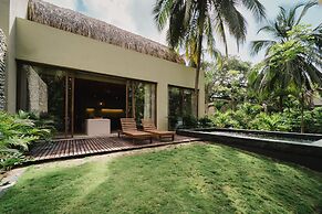 Naio Hotel y Villas By OxoHotel