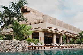 Naio Hotel y Villas By OxoHotel