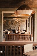 Naio Hotel y Villas By OxoHotel