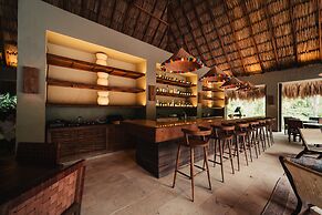 Naio Hotel y Villas By OxoHotel