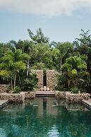 Naio Hotel y Villas By OxoHotel