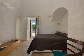 298 Trullo Luna by Perle di Puglia