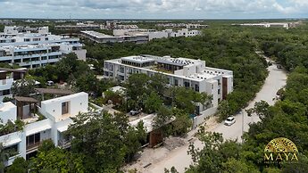 NHOA 302B Lux 1BR Condo Top Jungle View Aldea Zama