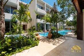 NHOA 302B Lux 1BR Condo Top Jungle View Aldea Zama