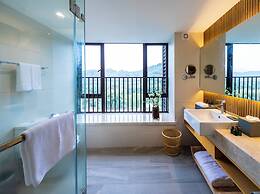 The Rayna Resort