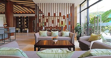 The Rayna Resort