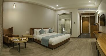 Excel Hotels & Resorts Corbett