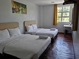 OYO 90901 Santai Morib Hotel