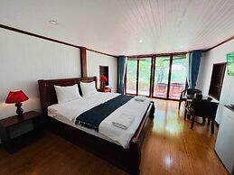 Chomka Thnong Resort