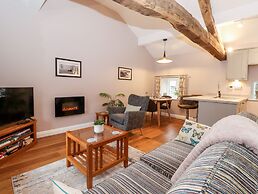 Low Ashmead Cottage