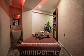 Uğurlu Hotel