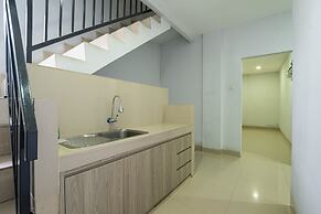 Kelowna Dwiwarna Residence