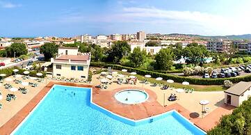 Residence with pool in San Vincenzo